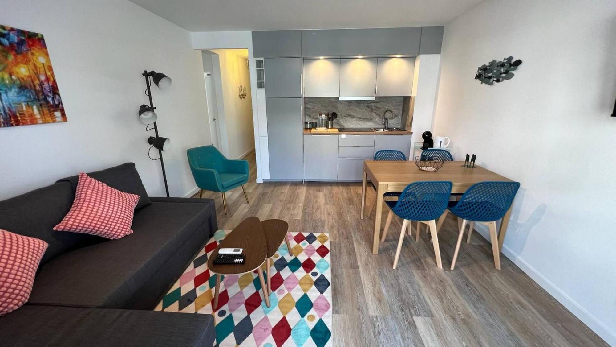 Precioso En Con Parking Cerca De Playa Appartement Roses